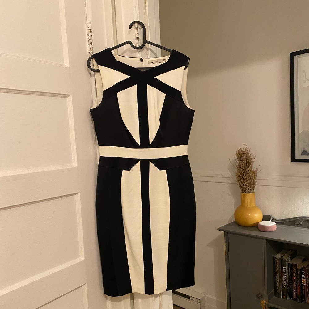 Karen Millen Black and White Geometric Sheath Dress